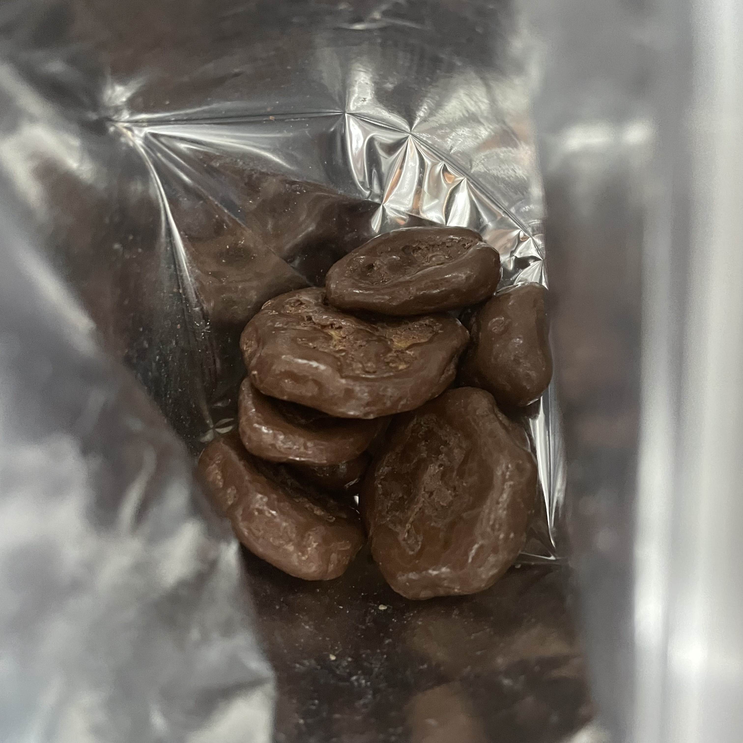 image_0.jpg