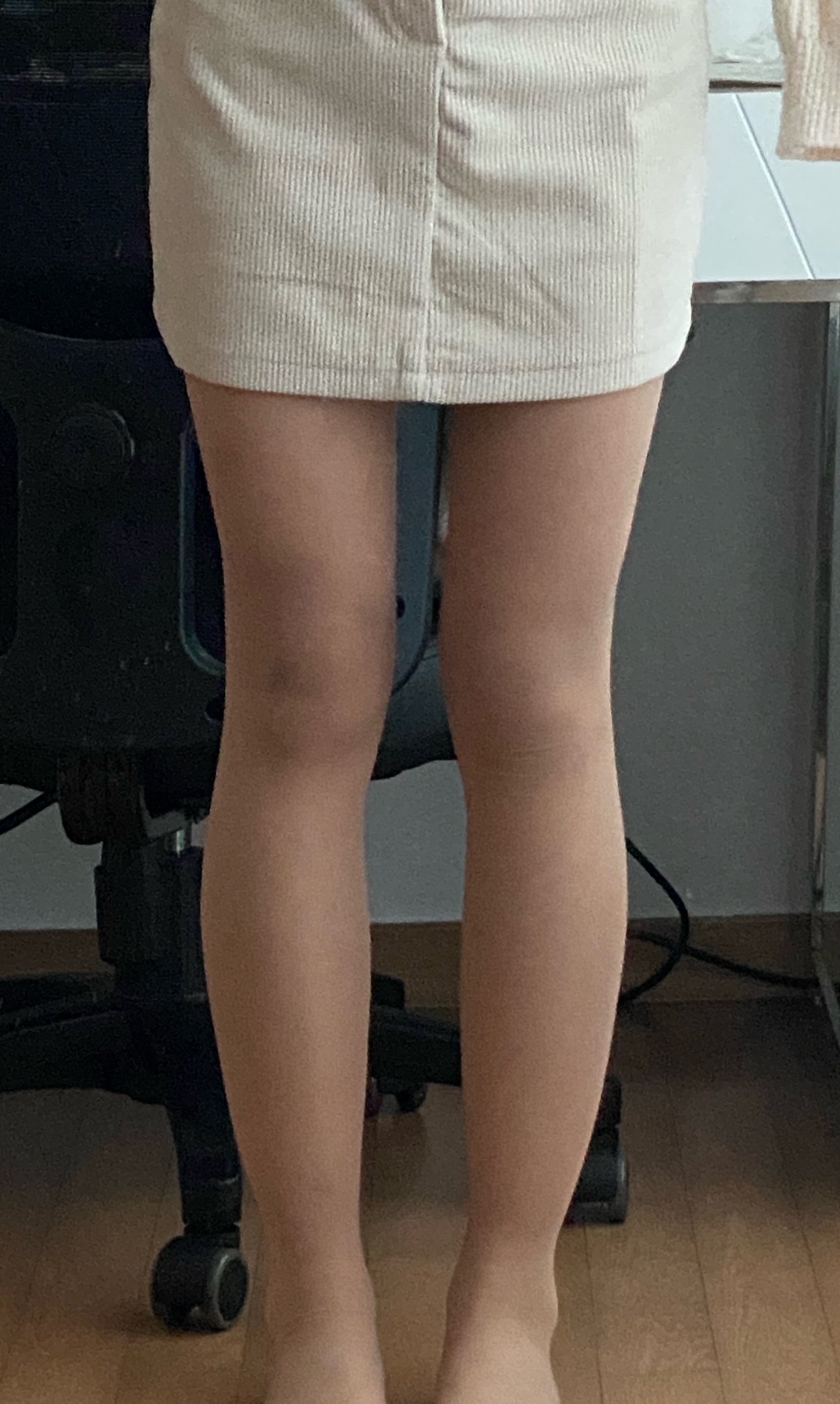 기모스타킹 신었는데 다리 두꺼워 보여? - 언니가 갖고 싶어서 만든 앱, 속닥