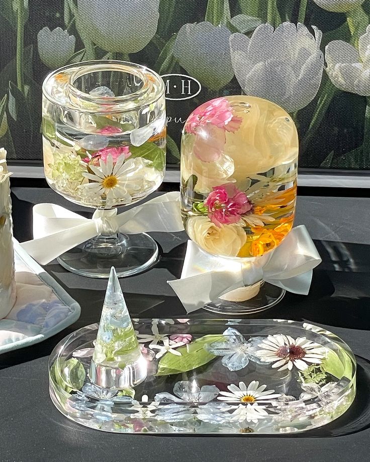 bouquet gift master class ₊⁺⊹__수강 선생님 작품 _)💗_부케 기프트를 처음 접해보신다면 이 수업을 추천드려요!__특수 건조부터 기프트 제작까지 기초를 탄탄하게 쌓아_수업 이후에 어떤 기프트를 제작 하더라도_더 수월하고 퀄리티 있게 제작하실 수 있게끔 코칭 해드립니다 ✨_ _#공방창업 #부케기프트마스터클래스 #울산부케말리기.jpg